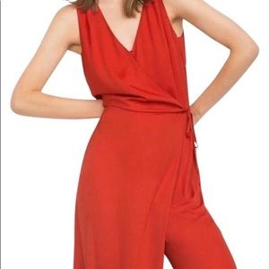 ZARA ❤️Red Jumpsuit Size:M